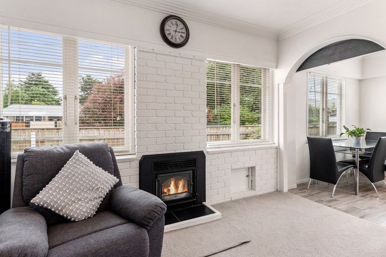 Photo of property in 13 Konene Street, Utuhina, Rotorua, 3015
