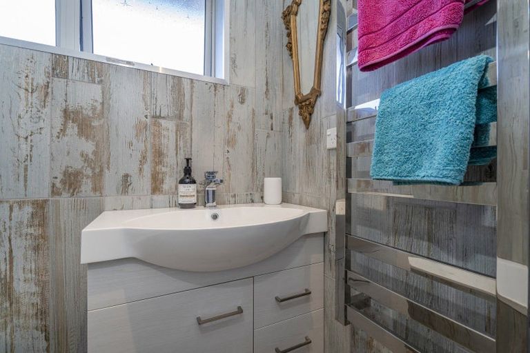 Photo of property in 93 Grange Road, Hahei, Whitianga, 3591