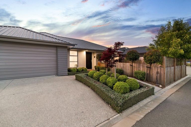 Photo of property in 37 Cheltenham Road, Lower Shotover, Queenstown, 9304