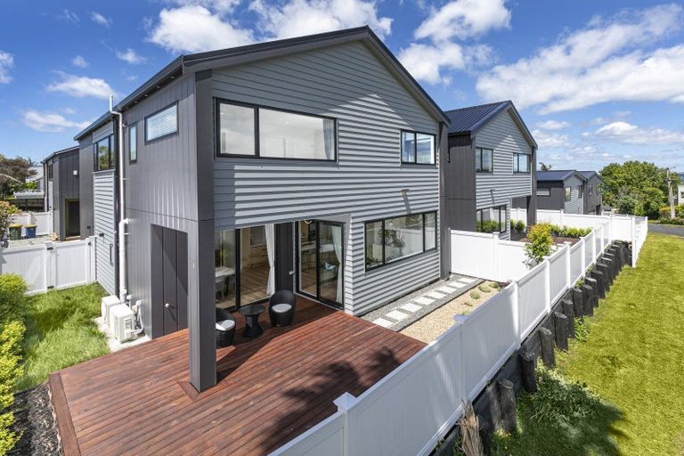 Photo of property in 6d Ringwood Street, Torbay, Auckland, 0630