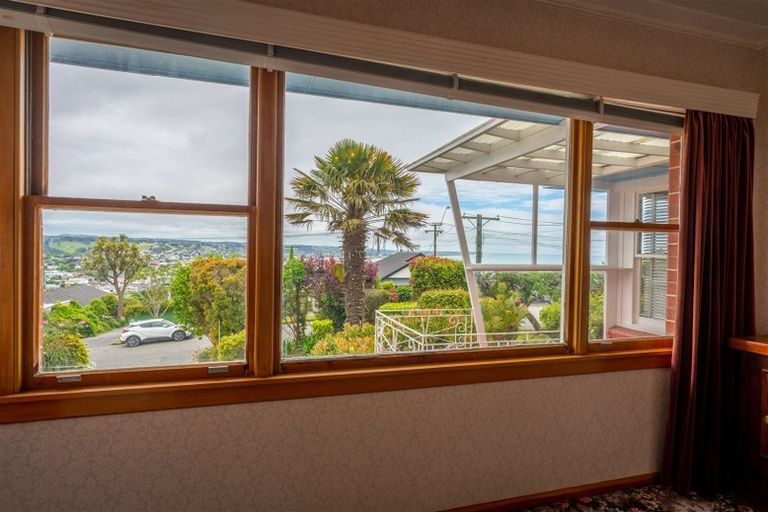 Photo of property in 19 Tamar Street, South Hill, Oamaru, 9400