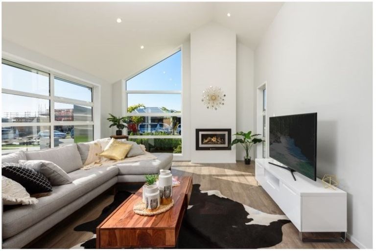 Photo of property in 5 Ti Tree Lane, Stanmore Bay, Whangaparaoa, 0932