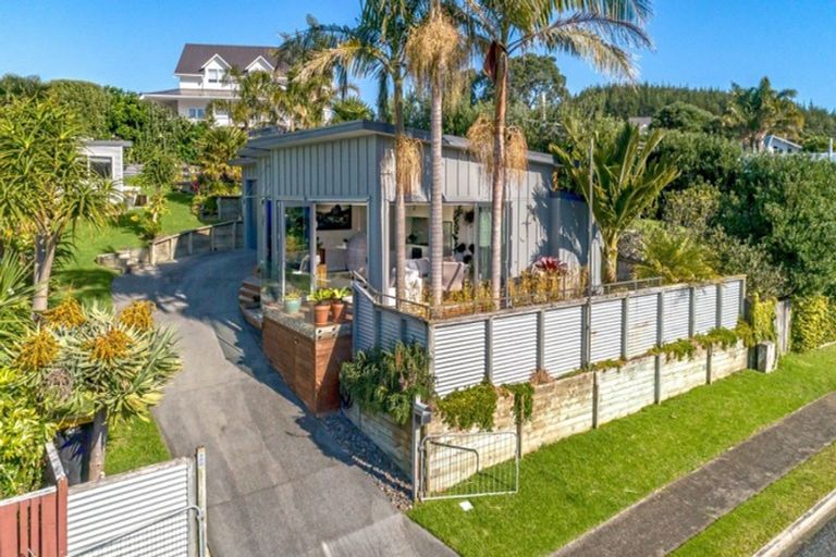 Photo of property in 202 Onemana Drive, Onemana, Whangamata, 3691