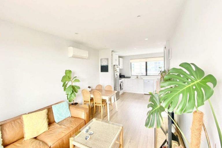 Photo of property in 19 Glenae Lane, Hobsonville, Auckland, 0618