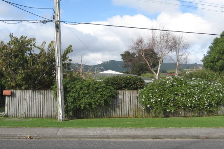 Photo of property in 4 Kiwi Road, Raumati Beach, Paraparaumu, 5032