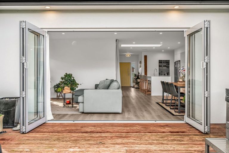 Photo of property in 47 Pelorus Avenue, Poraiti, Napier, 4112