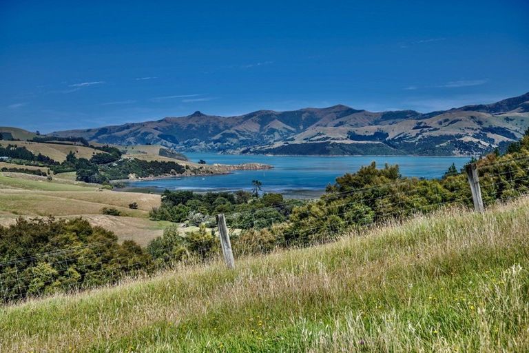 Photo of property in 190 Okains Bay Road, Robinsons Bay, 7581