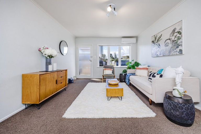 Photo of property in 4/6a View Road, Papakura, 2110