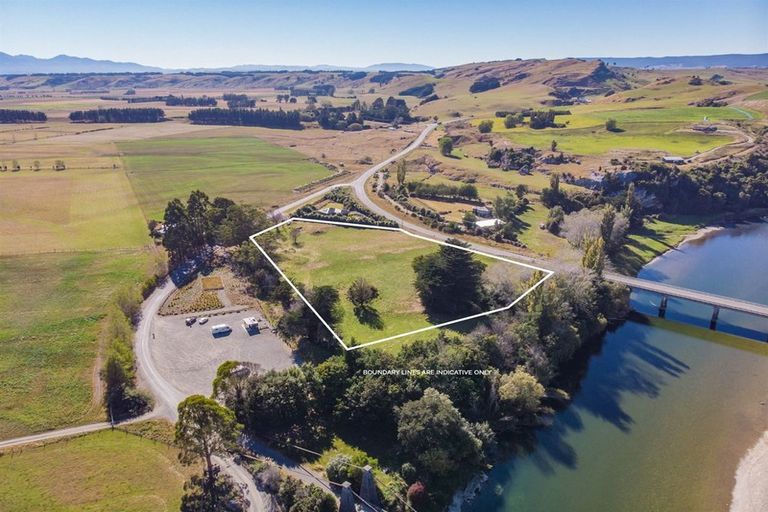 Photo of property in 1231 Clifden Highway, Orawia, Otautau, 9691
