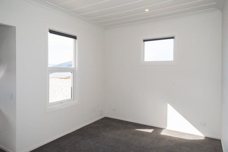 Photo of property in 33 Reid Road, South Dunedin, Dunedin, 9012