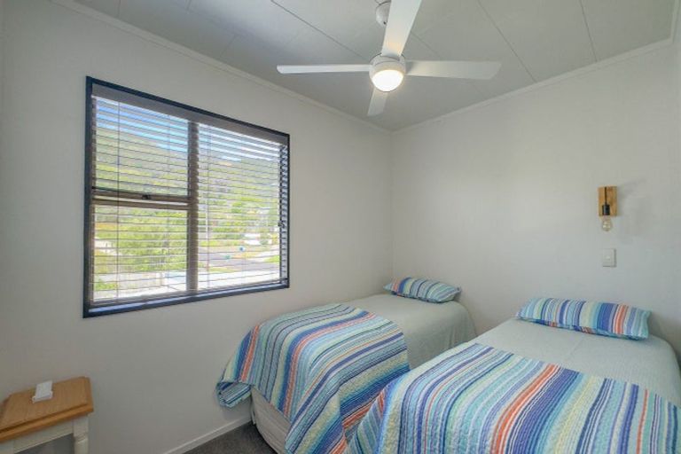 Photo of property in 1 Springfield Avenue, Ngarimu Bay, Thames, 3575