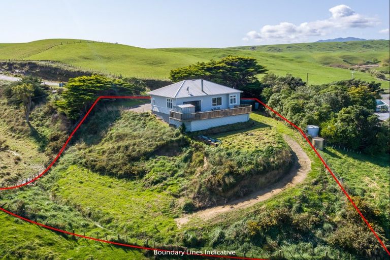 Photo of property in 346 Cape Palliser Road, Whangaimoana, Featherston, 5772