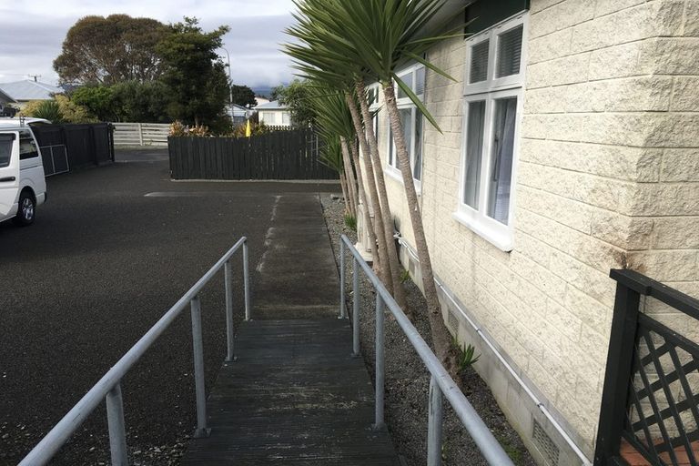 Photo of property in 11a Douglas Street, Levin, 5510