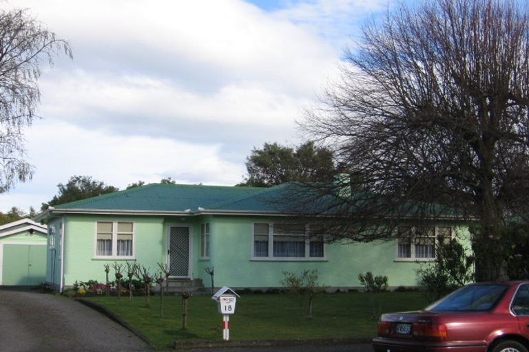 Photo of property in 18 Keir Crescent, Lansdowne, Masterton, 5810