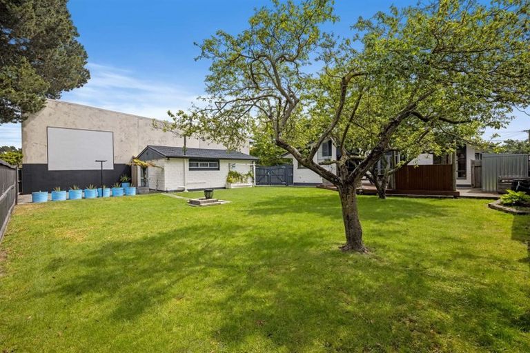 Photo of property in 197 Springs Road, Hornby, Christchurch, 8042