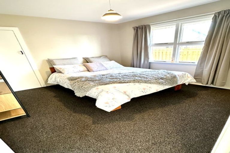 Photo of property in 11 Solway Avenue, Ilam, Christchurch, 8041