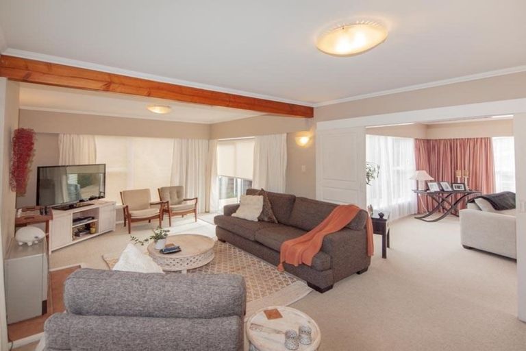 Photo of property in 25 Cranwell Street, Churton Park, Wellington, 6037