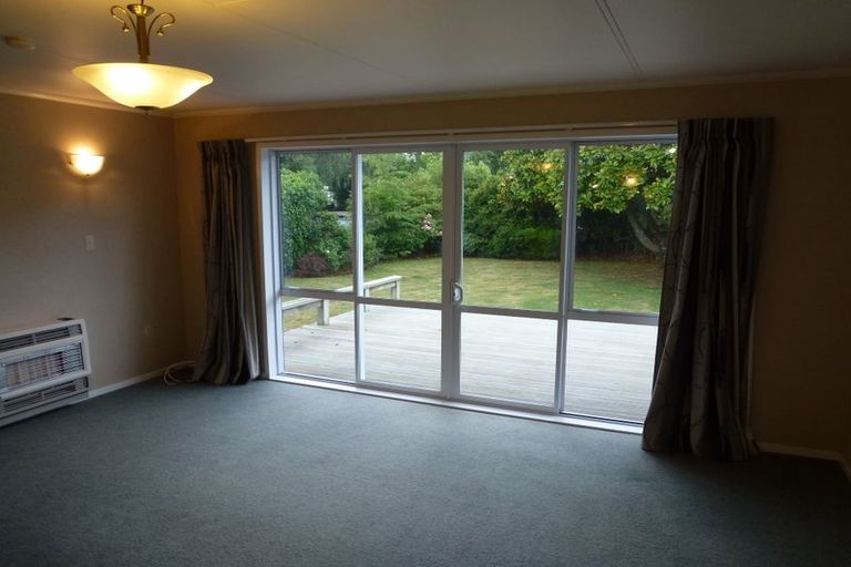 Photo of property in 101 Ruamahanga Crescent, Terrace End, Palmerston North, 4410