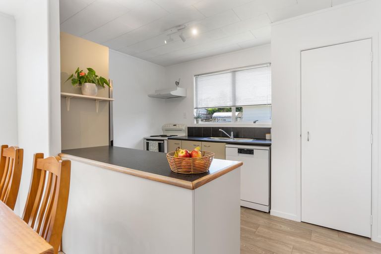 Photo of property in 1/81 Archmillen Avenue, Pakuranga Heights, Auckland, 2010