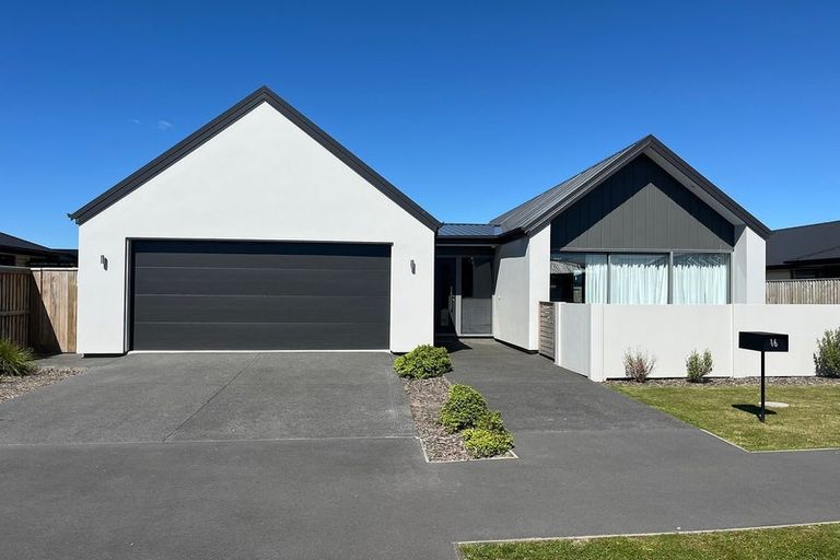 Photo of property in 16 Cork Street, Halswell, Christchurch, 8025