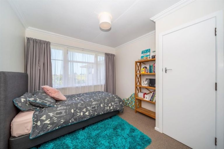 Photo of property in 27 Galt Street, Hawera, 4610