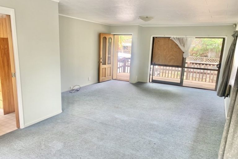 Photo of property in 62a Flanshaw Road, Te Atatu South, Auckland, 0610
