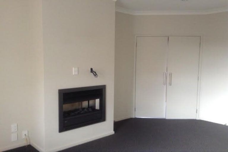 Photo of property in 9a Gillean Street, Havelock North, 4130