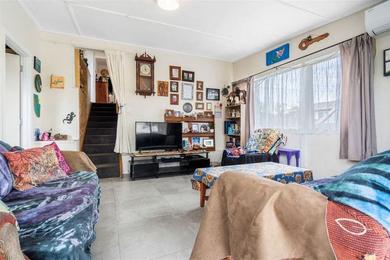 Photo of property in 56 Sherwood Road, Onerahi, Whangarei, 0110
