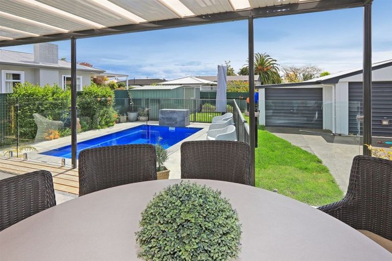 Photo of property in 322 Karaitiana Street, Frimley, Hastings, 4120