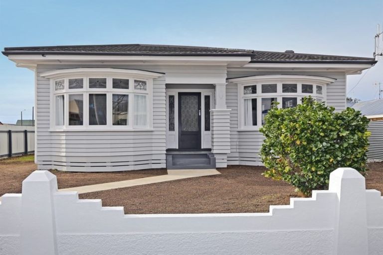 Photo of property in 500 Queen Street East, Hastings, 4122