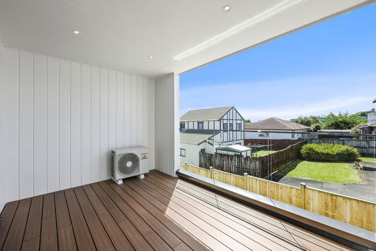 Photo of property in 24c Tomintoul Place, Highland Park, Auckland, 2010