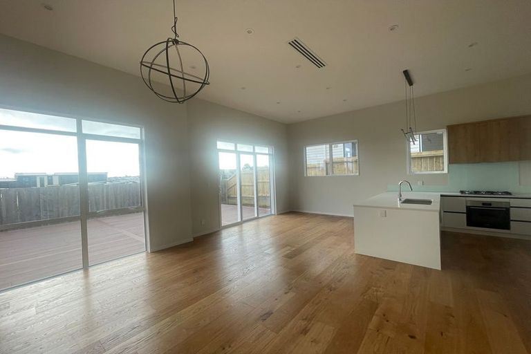 Photo of property in 8 Kowaitau Avenue, Beachlands, 2018