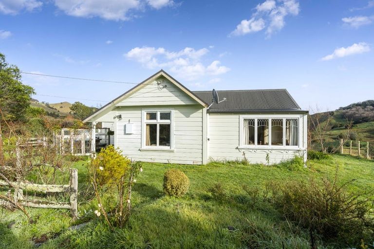 Photo of property in 1453a Masterton Castlepoint Road, Tauweru, Masterton, 5889