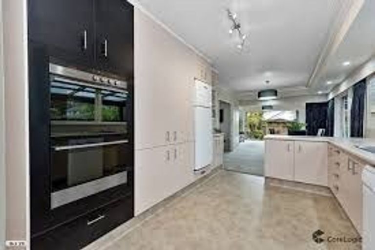 Photo of property in 9 Lynwood Place, Chedworth, Hamilton, 3210