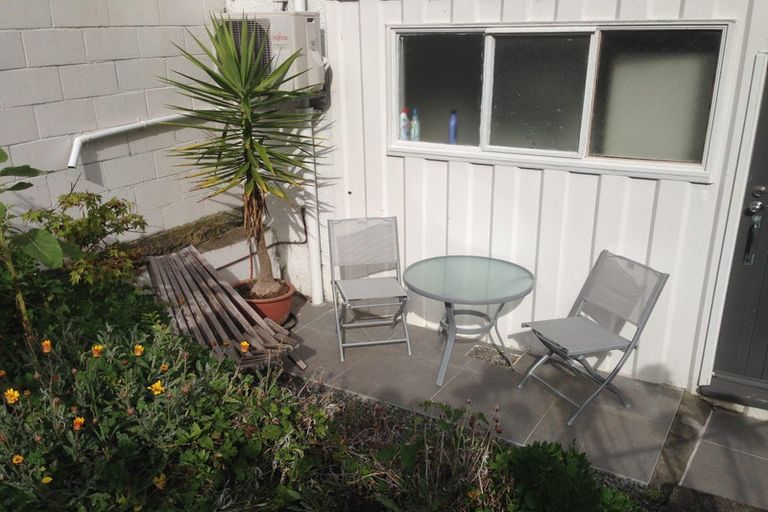 Photo of property in 70 Homebush Road, Khandallah, Wellington, 6035