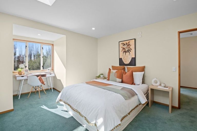 Photo of property in 32a Sawyers Arms Road, Northcote, Christchurch, 8052