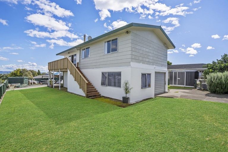 Photo of property in 2 Ngaparaoa Drive, Maketu, Te Puke, 3189