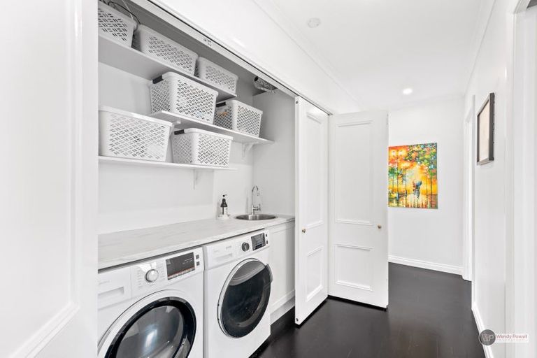 Photo of property in 13 Harris Street, Naenae, Lower Hutt, 5011