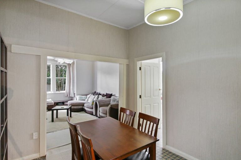 Photo of property in 86 Avenue Road, Foxton, 4814