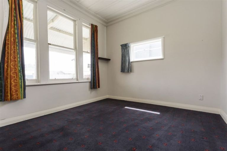 Photo of property in 61 Wesley Street, South Dunedin, Dunedin, 9012