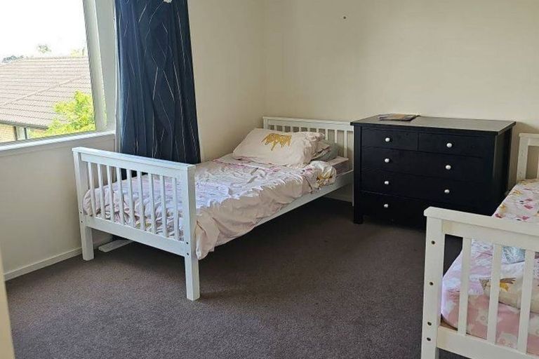 Photo of property in 16b Bermuda Place, One Tree Point, 0118