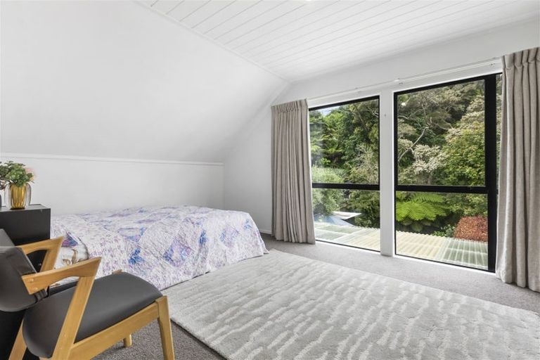 Photo of property in 1/143 Spinella Drive, Bayview, Auckland, 0629