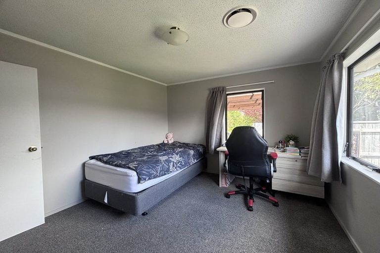 Photo of property in 16a Tennyson Street, Trentham, Upper Hutt, 5018