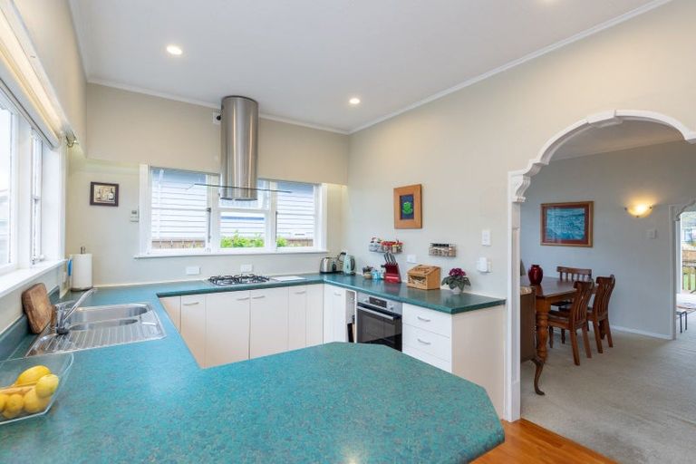 Photo of property in 23 Kowhai Avenue, Ebdentown, Upper Hutt, 5018