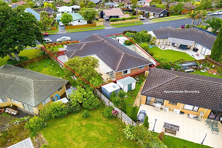Photo of property in 141 Sturges Road, Henderson, Auckland, 0612