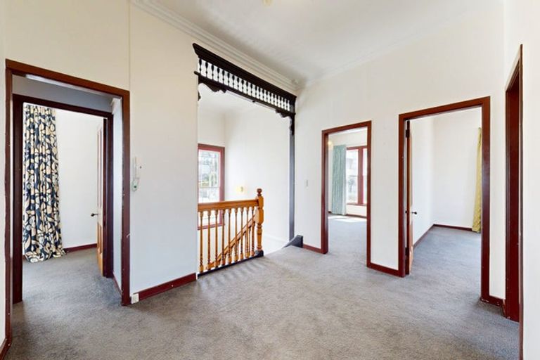 Photo of property in 21b Tinakori Road, Thorndon, Wellington, 6011