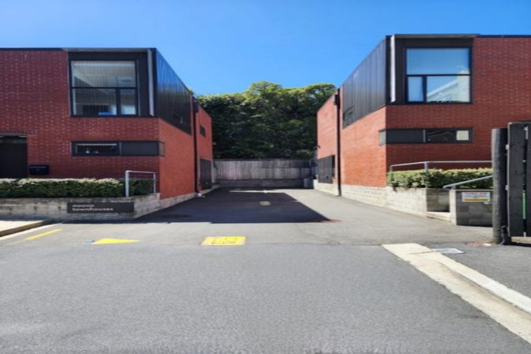 Photo of property in Nouvo Apartments, 6/21 Rugby Street, Mount Cook, Wellington, 6021