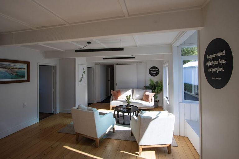 Photo of property in 2/249 Dairy Flat Highway, Albany, Auckland, 0632