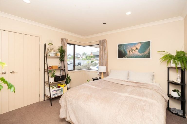 Photo of property in 4 Sharaleigh Place, Grandview Heights, Hamilton, 3200