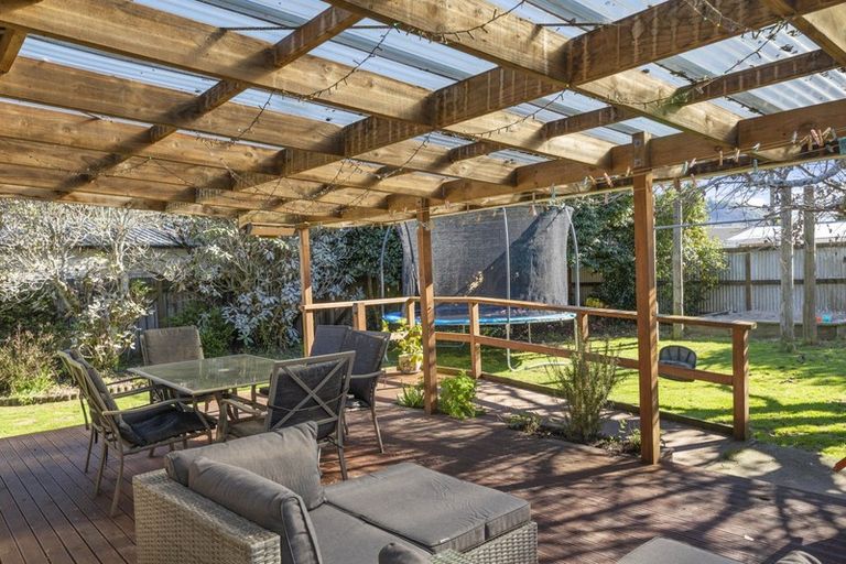 Photo of property in 22 Darroch Street, Fairy Springs, Rotorua, 3015